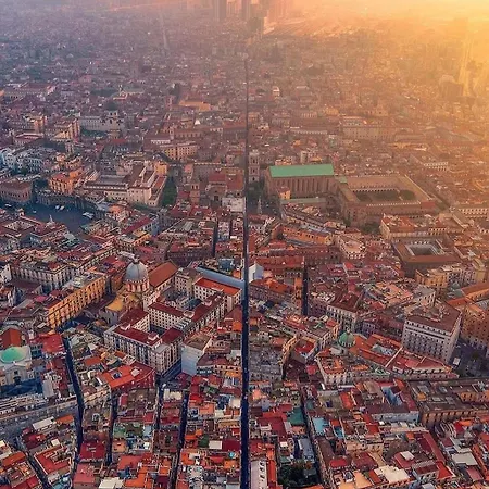 Centrantico - S. Chiara View * Nápoles