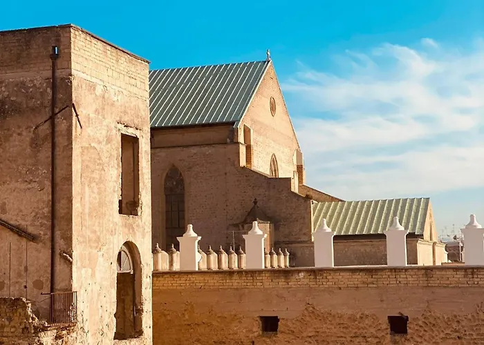 Апартаменты Centrantico - S. Chiara View Неаполь